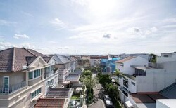 Palm Grove Avenue (D19), Terrace #457008191